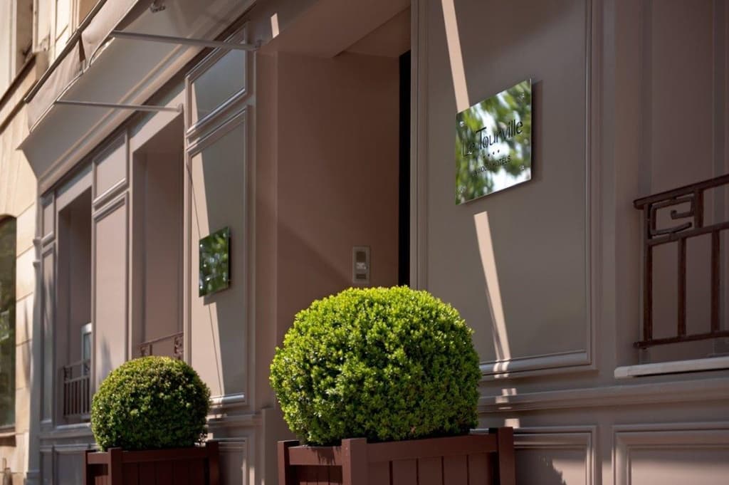 Hôtel Le Tourville by Inwood Hotels