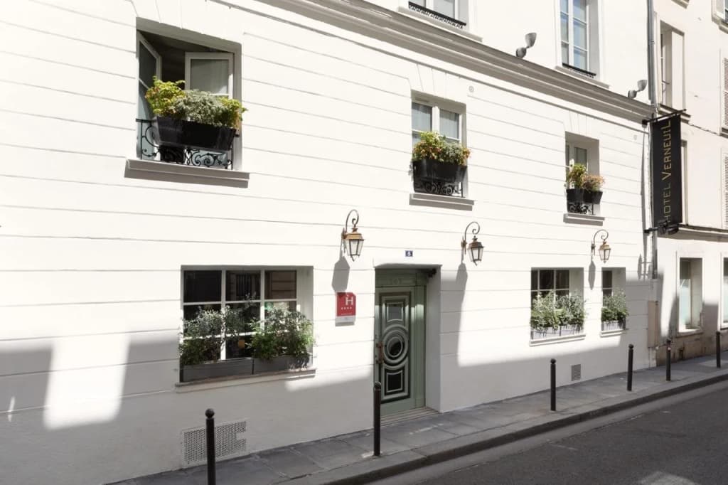 Hotel Verneuil
