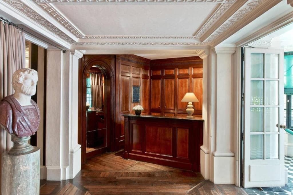 Le Dokhan’s Paris Arc de Triomphe, a Tribute Portfolio Hotel