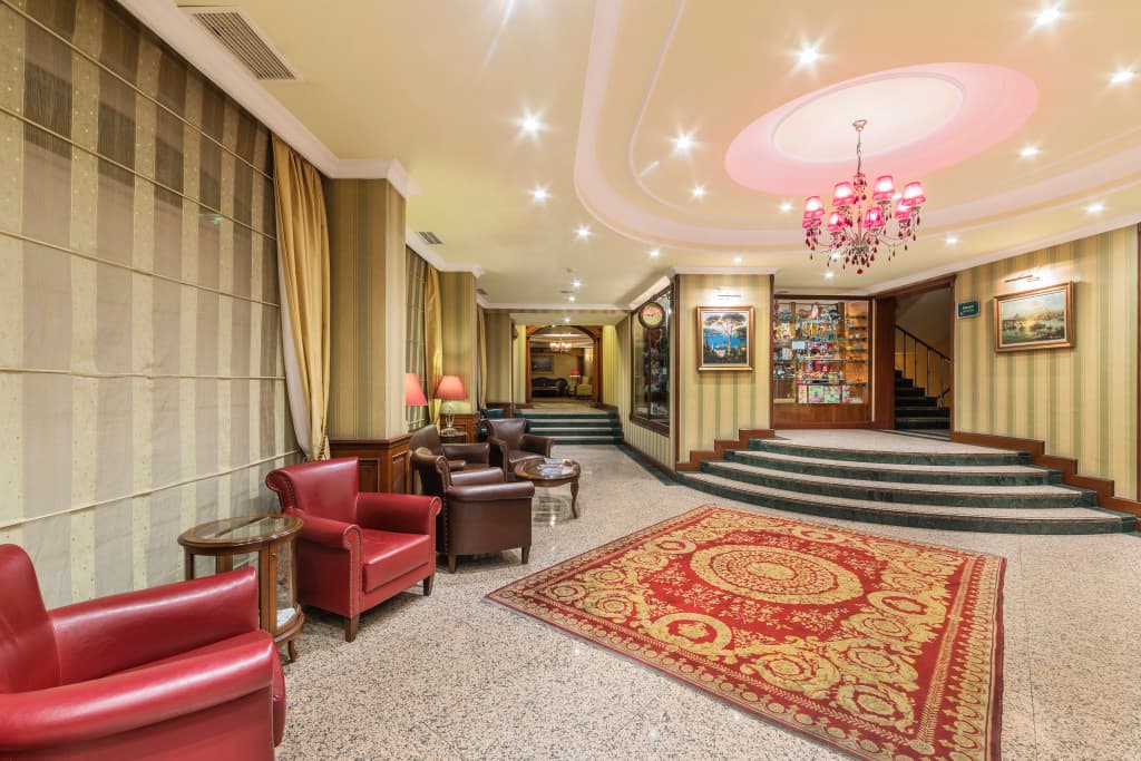Grand Yavuz Hotel 