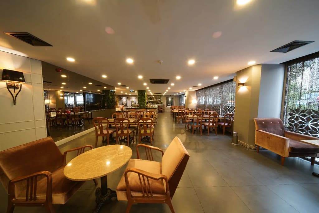 All Seasons Hotel