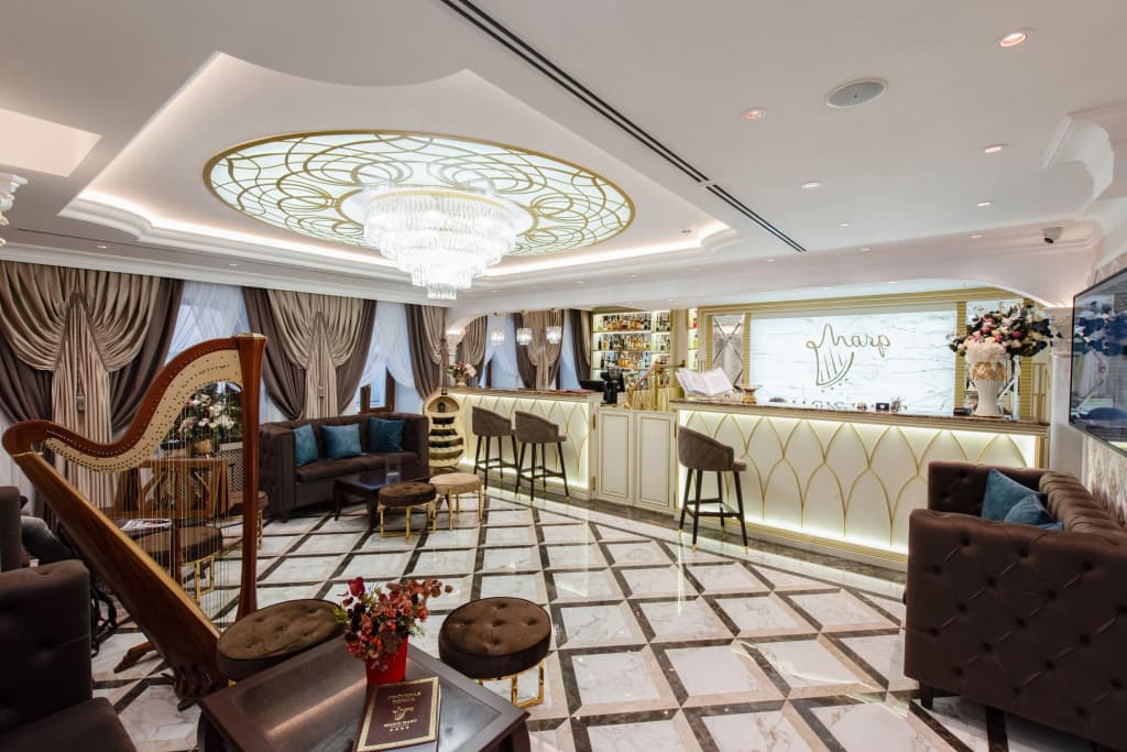 Magic Harp Hotel