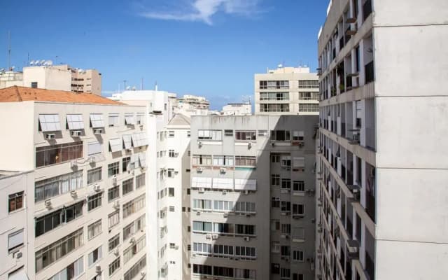 Apartment in Copacabana for up to 3 People 50m From the Beach Cavirio Jc1226