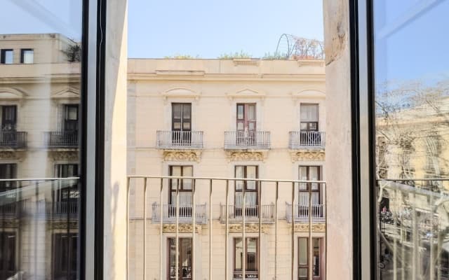 SmartRental Barcelona Ramblas Apartments