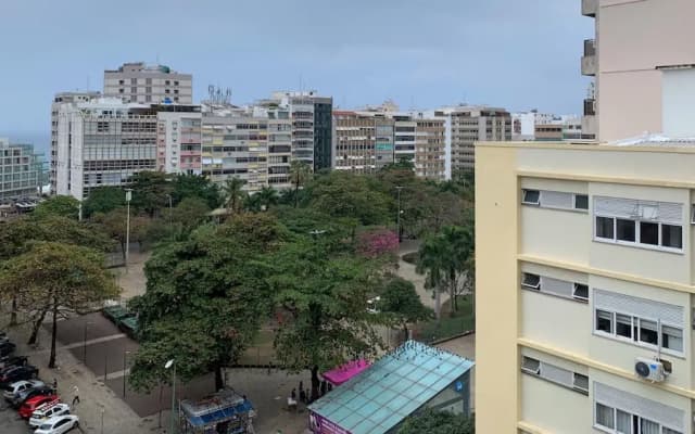 6 Minutes From Ipanema Beach and Close to the Underground J801