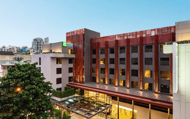 Holiday Inn Express Bangkok Sathorn by IHG