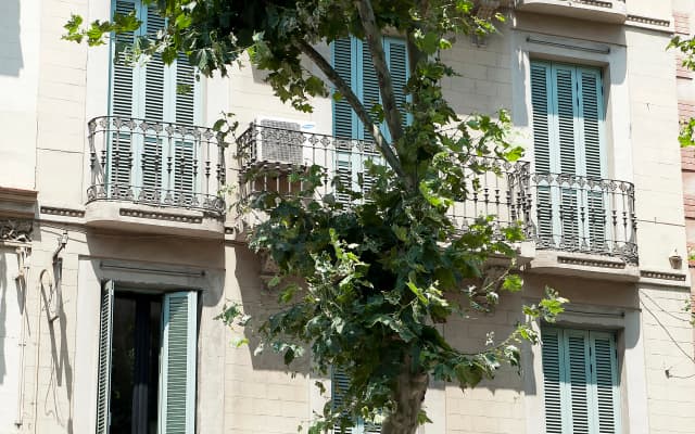 MH Apartments S. Familia