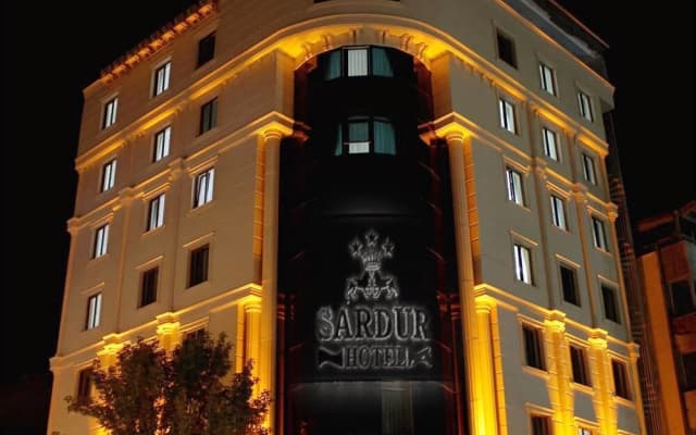 Sardur Otel