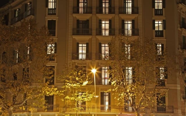 MH Apartments Suites
