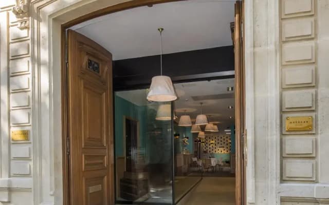 Hôtel Helzear Champs Elysées