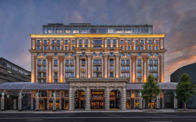 The Carlton, Moscow