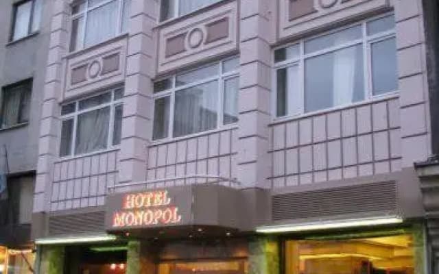 Hotel Monopol