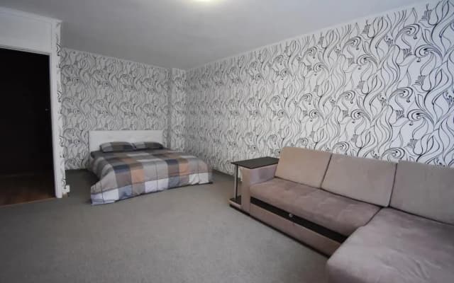 Na Baumanskoy Flat